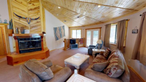 Round Eagle House On The River With Wifi